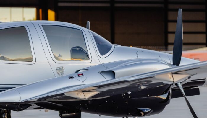 Diamond DA62 - Rental