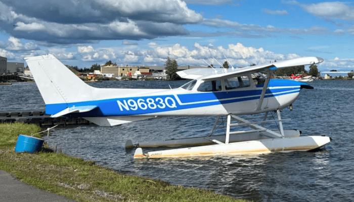 Float Plane Rental - Cessna 172M